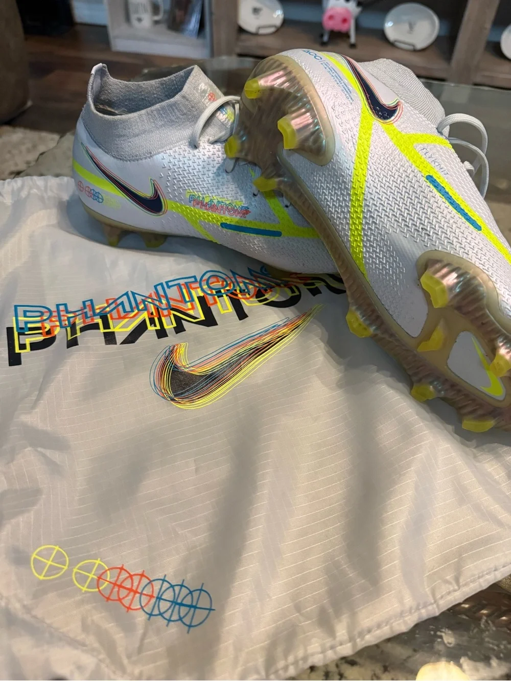 Nike Phantom GT2 Elite DF FG Soccer Cleats
